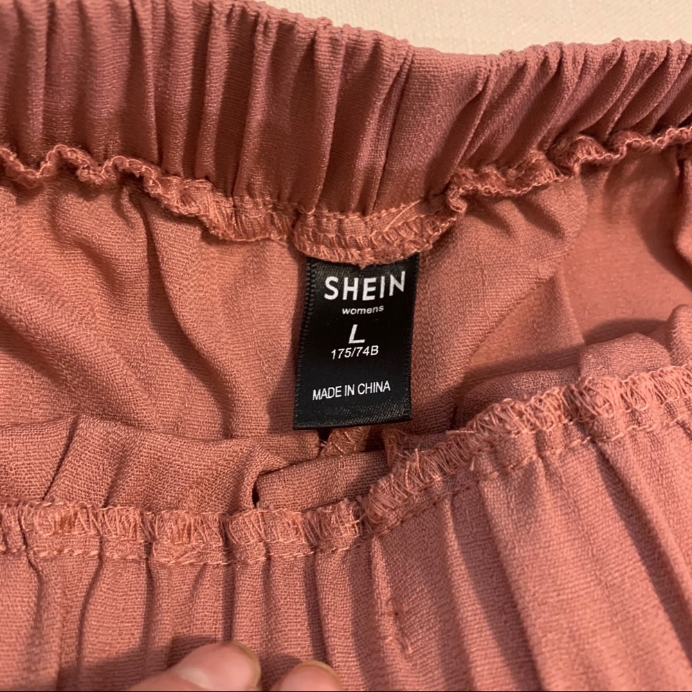 Shorts - Picture 2 of 5